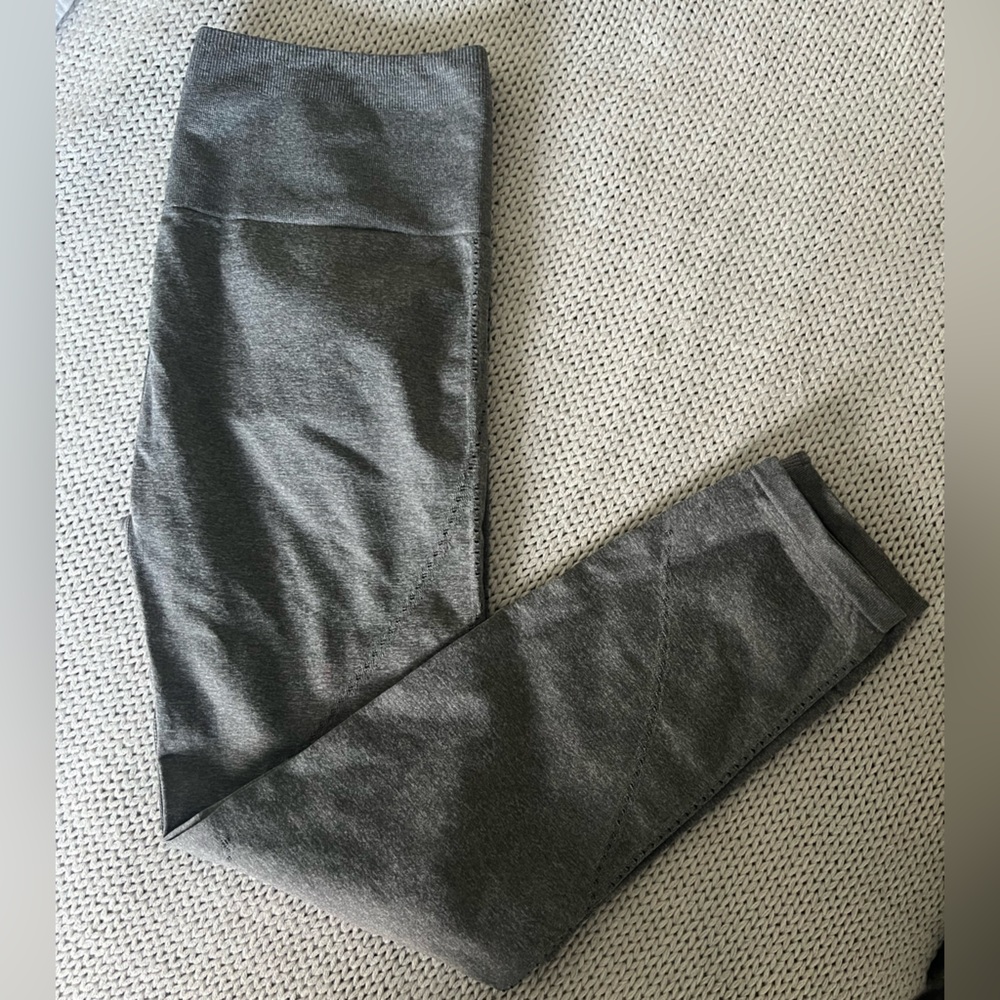 Fabletics Heather Gray Leggings